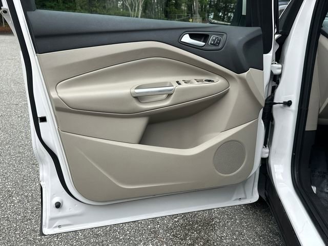 Certified 2017 Ford Escape Titanium w/ Equipment Group 301A FWD image 10