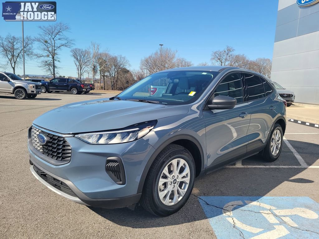 Certified 2025 Ford Escape Active image 7