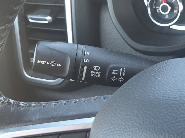 Used 2023 RAM 1500 Big Horn AWD/4WD image 32