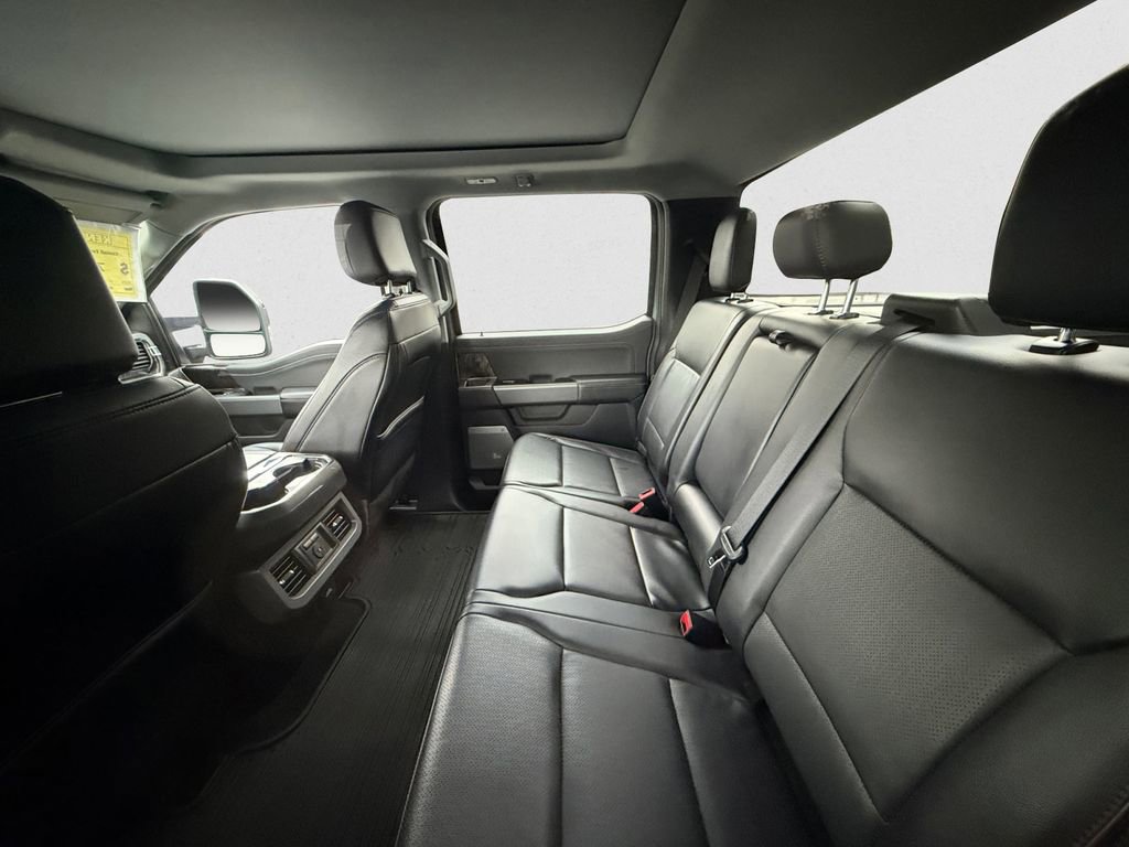 Certified 2025 Ford F350 Lariat w/ Black Appearance Package AWD/4WD image 9