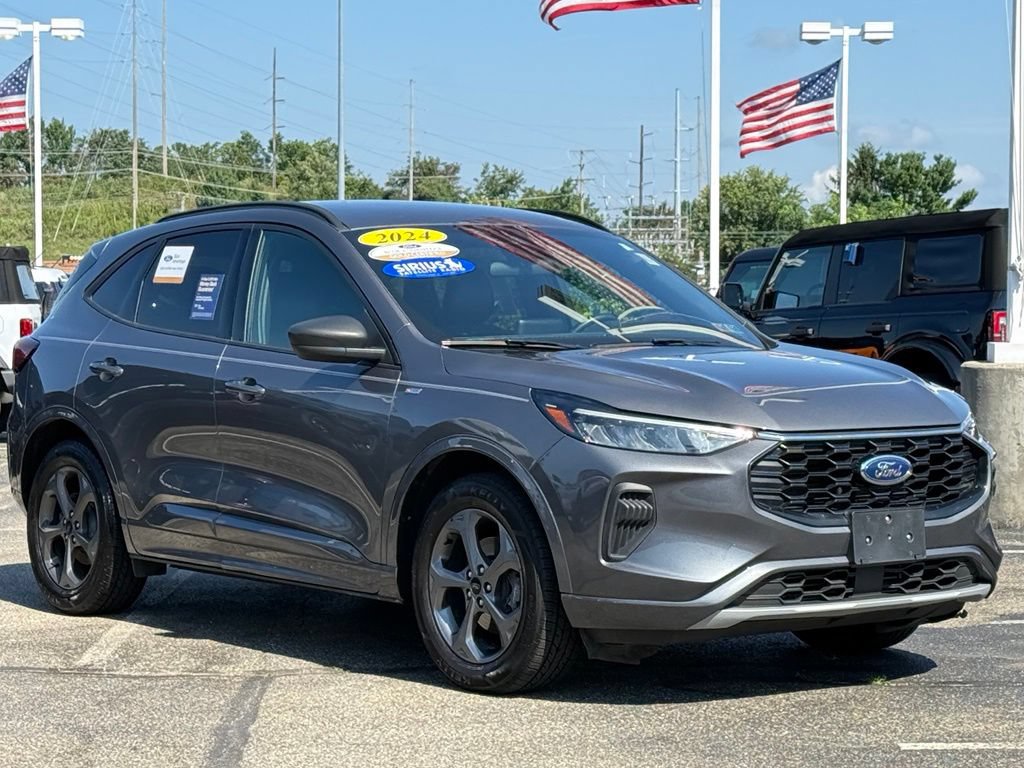 Certified 2024 Ford Escape ST-Line FWD image 28