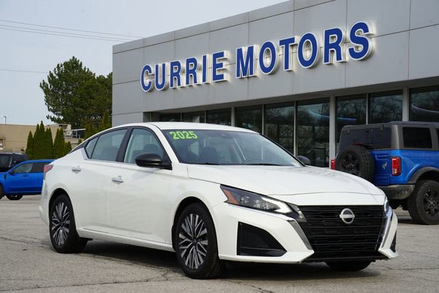 Used 2025 Nissan Altima 2.5 SV
