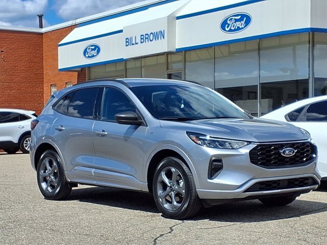 Certified 2024 Ford Escape ST-Line w/ Tech Pack #1 AWD/4WD image 1