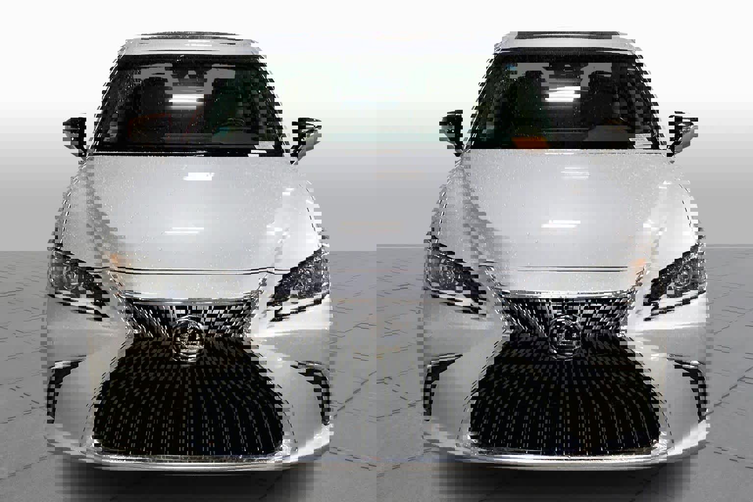 Used 2019 Lexus ES 350 image 3