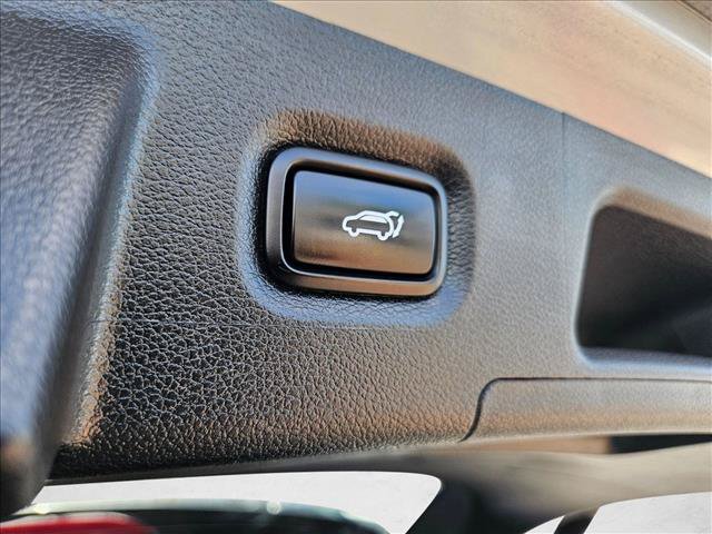 Used 2023 Hyundai Santa Fe SEL AWD/4WD image 7