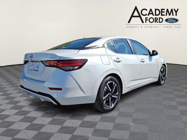 Used 2024 Nissan Sentra SV FWD image 6