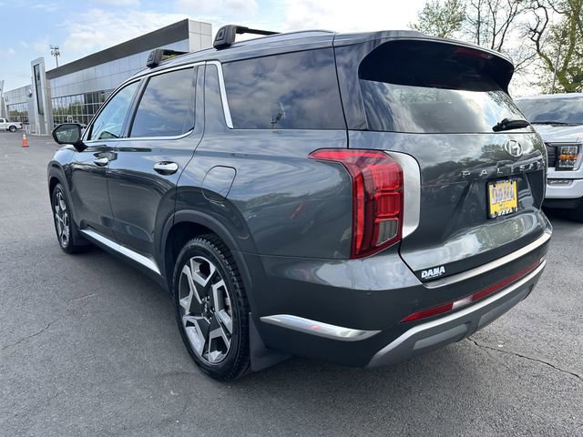 Used 2023 Hyundai Palisade Limited AWD/4WD image 3