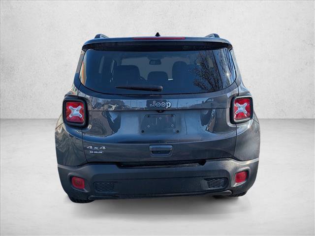 Used 2023 Jeep Renegade Latitude w/ Premium Group AWD/4WD image 6