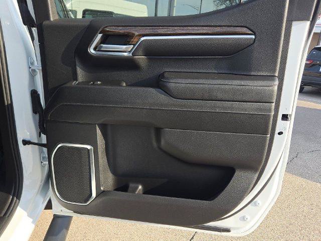 Used 2023 GMC Sierra 1500 Elevation AWD/4WD image 11