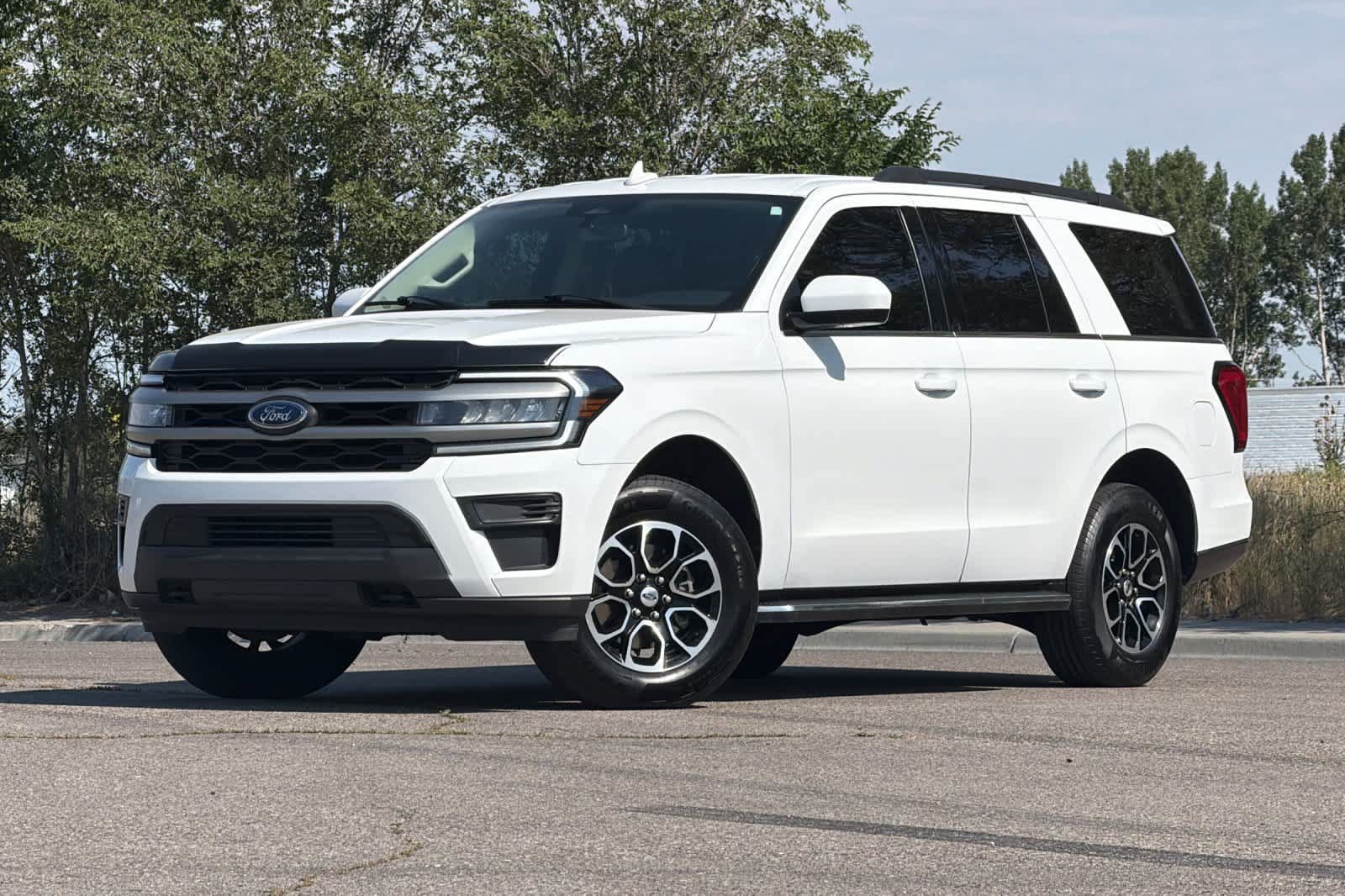Certified 2023 Ford Expedition XLT AWD/4WD image 1