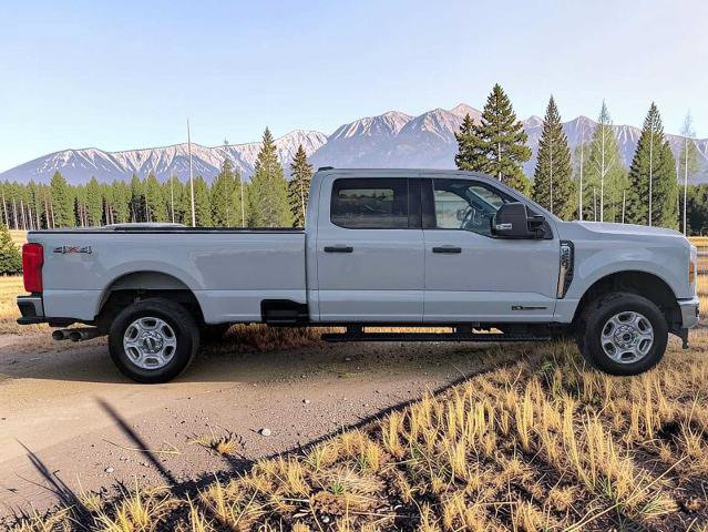 Certified 2026 Ford F250 XLT AWD/4WD image 6