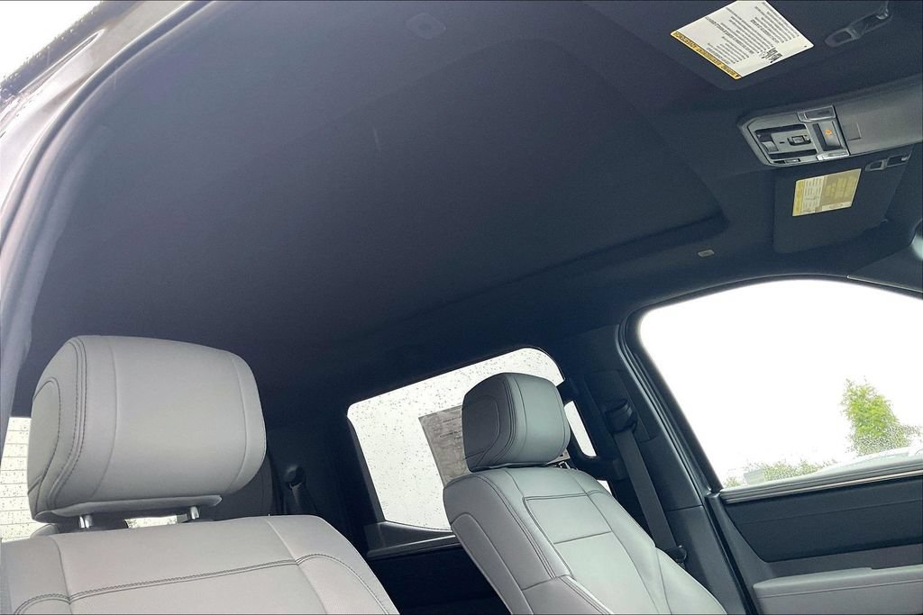 Used 2026 Toyota Tundra Limited AWD/4WD image 23
