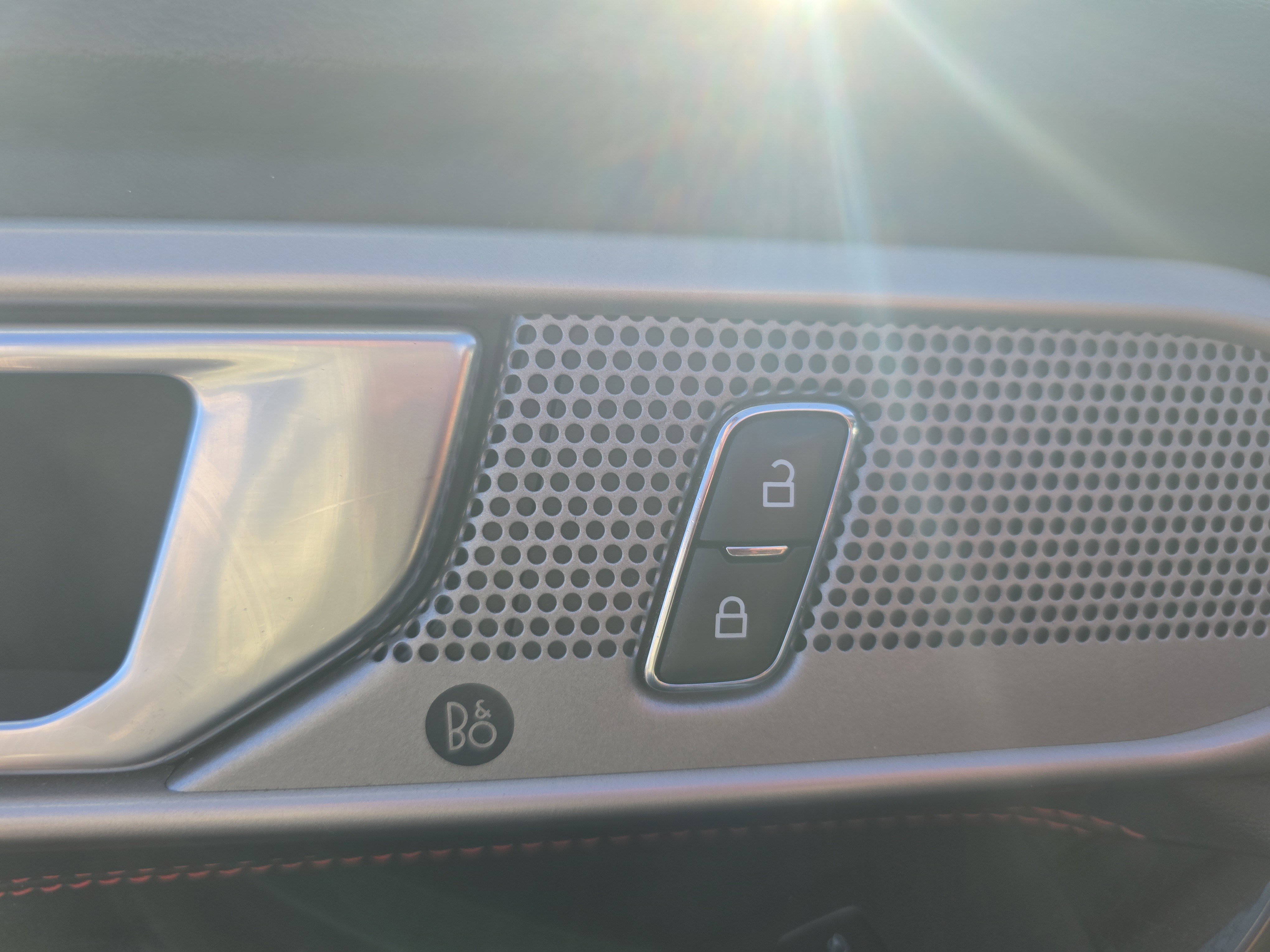 Certified 2022 Ford Explorer ST-Line w/ Class IV Trailer Tow Package image 30