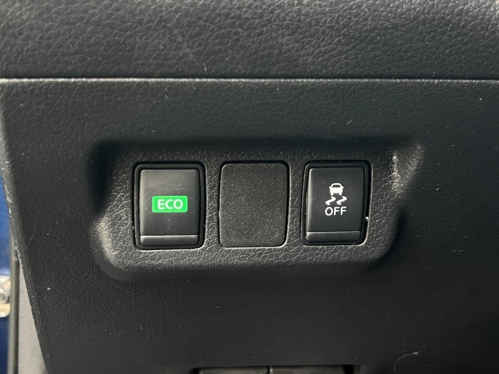 Used 2019 Nissan Sentra S image 28