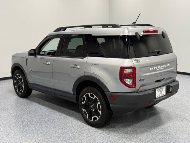 Certified 2023 Ford Bronco Sport Outer Banks w/ Tech Package AWD/4WD image 9