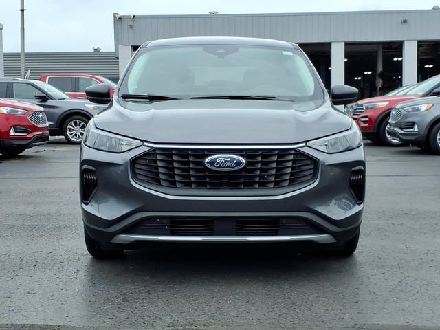 Certified 2023 Ford Escape Active w/ Cold Weather Package FWD image 2