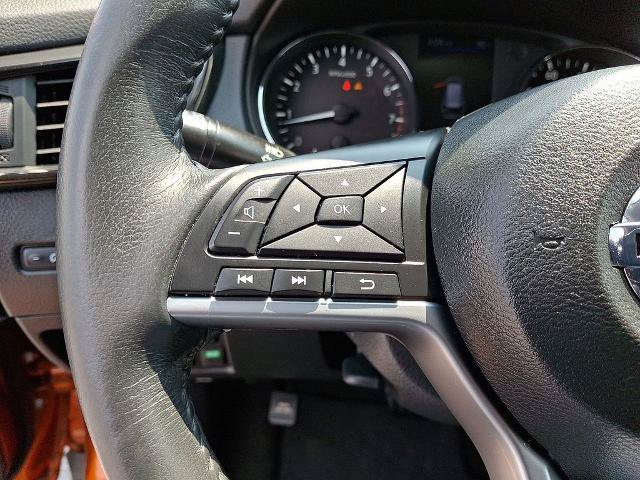 Used 2018 Nissan Rogue SV AWD/4WD image 20