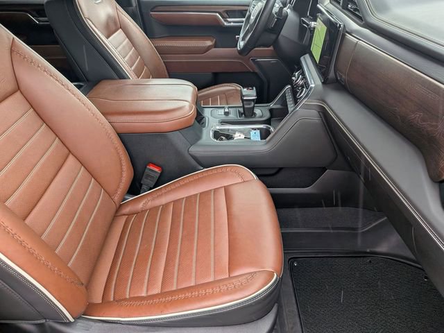 Used 2024 GMC Sierra 1500 Denali Ultimate AWD/4WD image 32