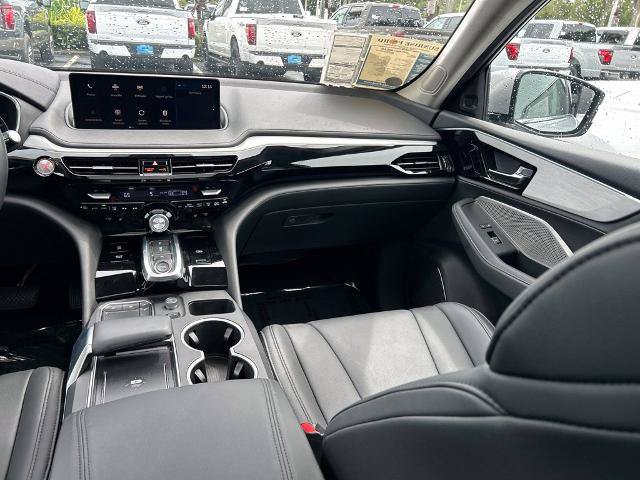 Used 2024 Acura MDX FWD image 12