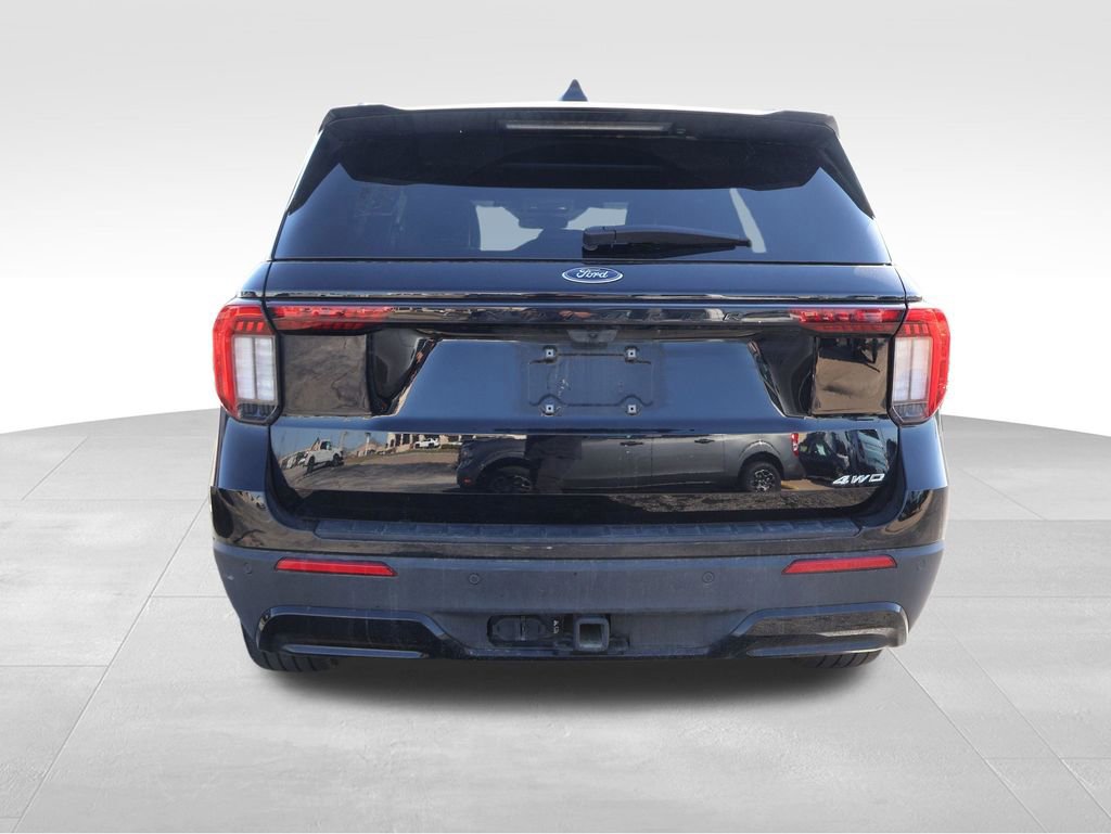 Certified 2025 Ford Explorer ST-Line w/ ST-Line Street Pack image 7