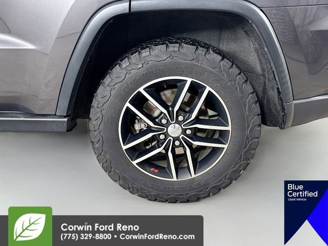 Used 2018 Jeep Grand Cherokee Trailhawk w/ Trailhawk Luxury Group image 34