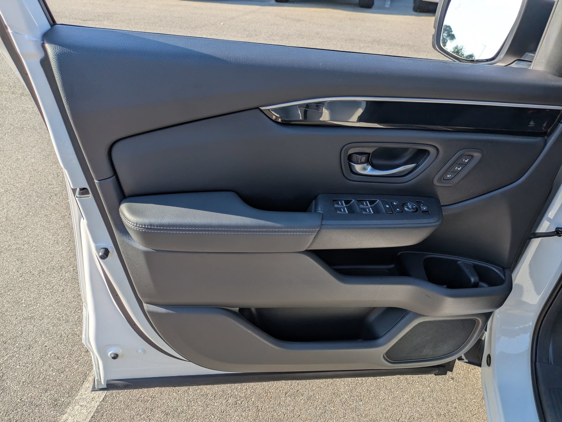 Used 2024 Honda Pilot Touring image 15