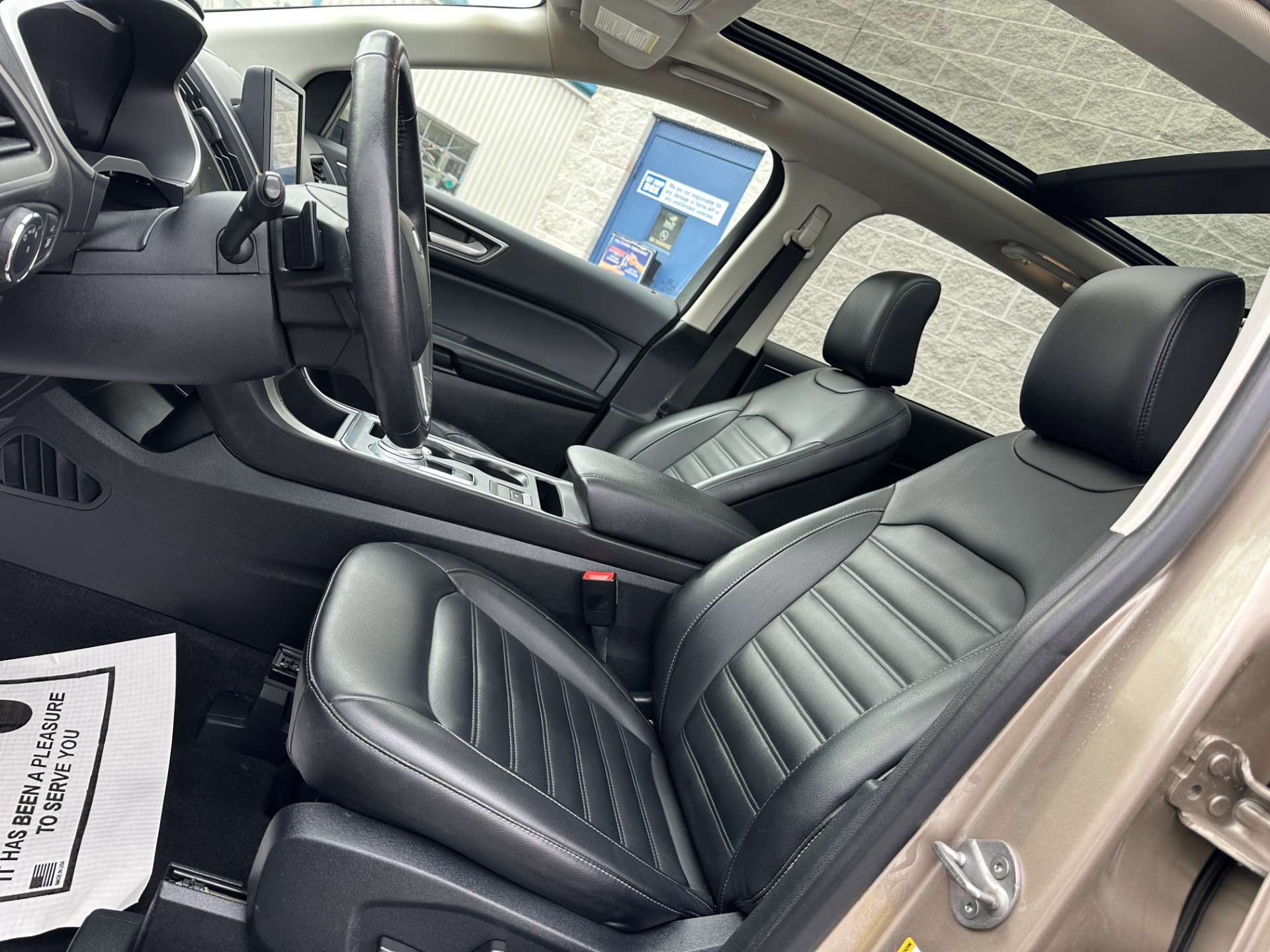 Certified 2021 Ford Edge SEL w/ Convenience Package image 10