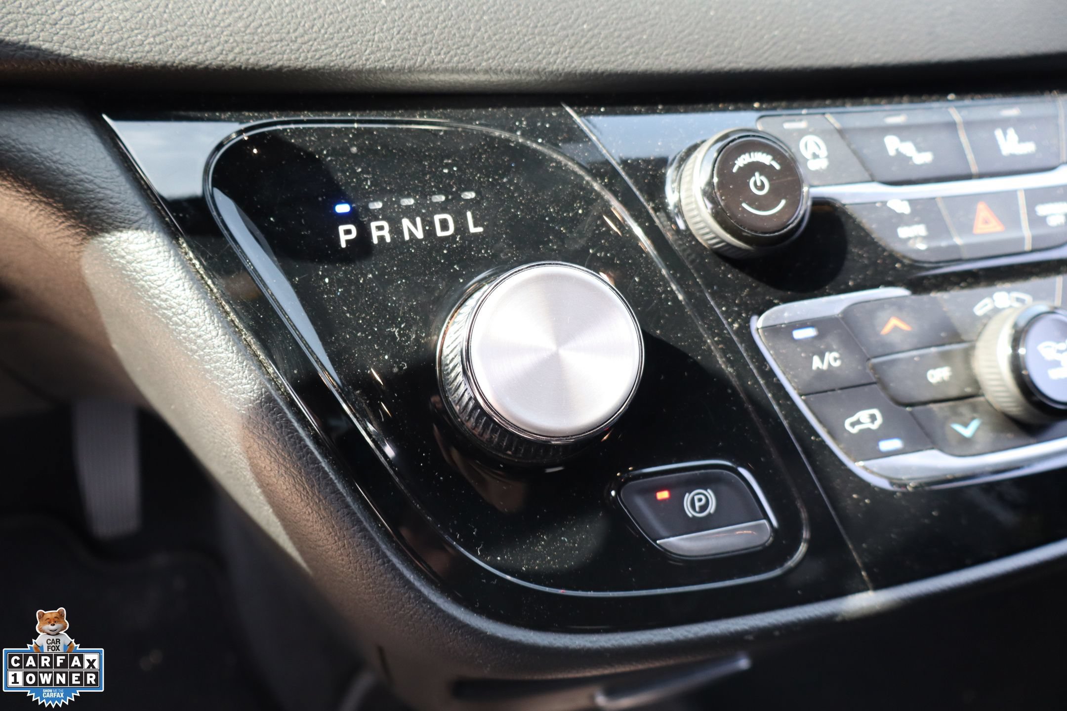 Used 2025 Chrysler Pacifica Select FWD image 18