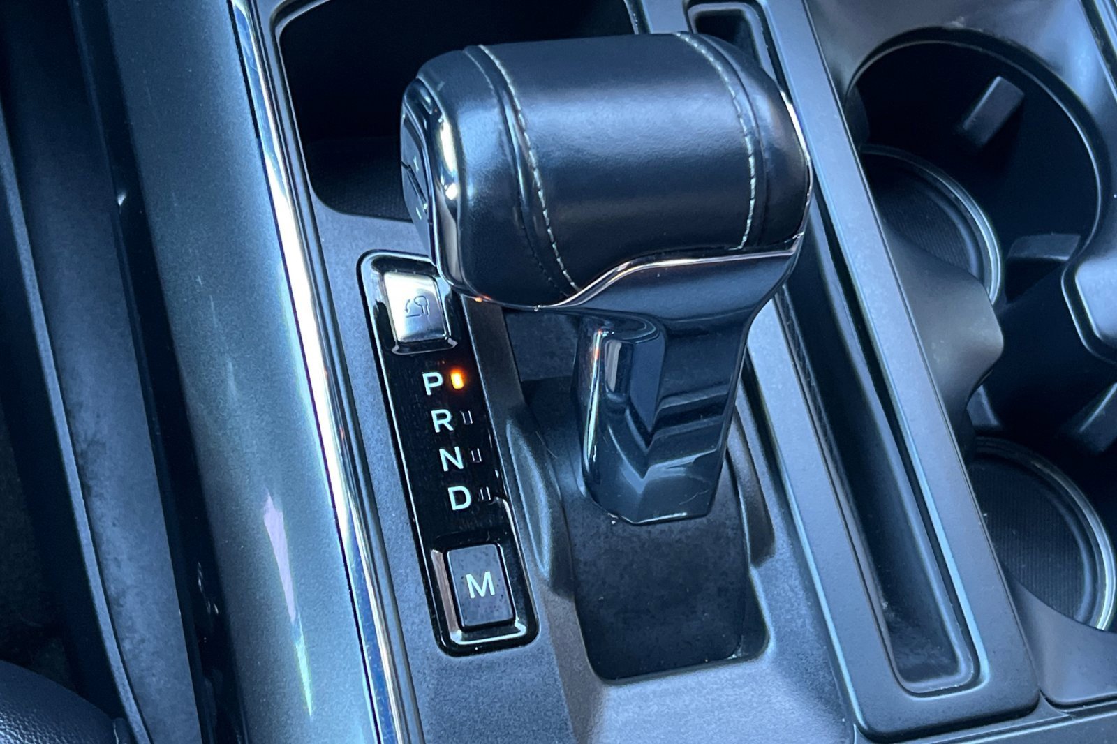 Certified 2021 Ford F150 Lariat w/ Equipment Group 502A High image 32