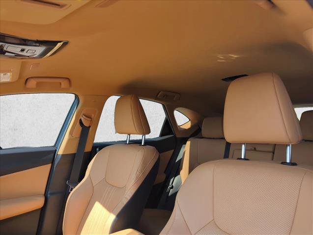 Used 2023 Lexus NX 250 FWD w/ Towing Package (2000 Lbs) image 15