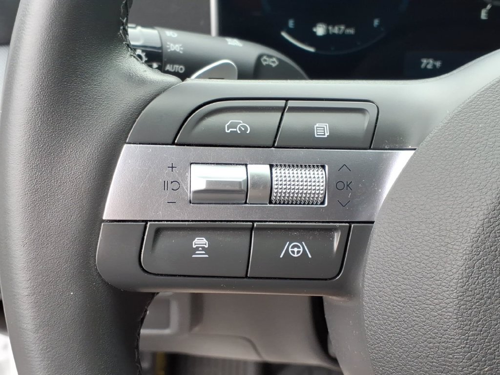 Used 2025 Hyundai Sonata SEL FWD image 7