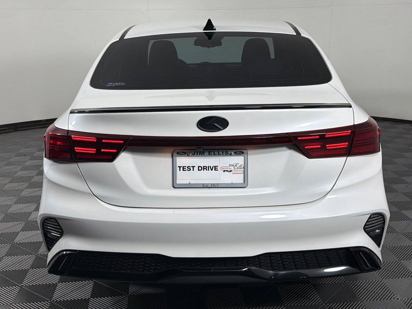 Used 2022 Kia Forte GT-Line w/ GT-Line Technology Package FWD image 6