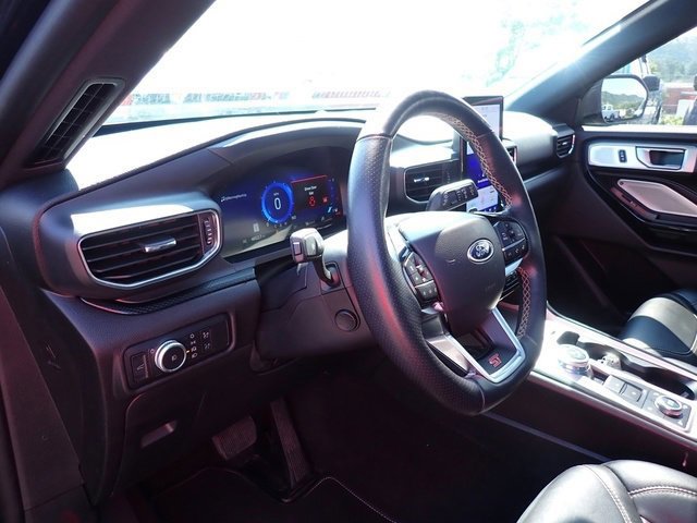Certified 2022 Ford Explorer ST w/ Equipment Group 401A image 16