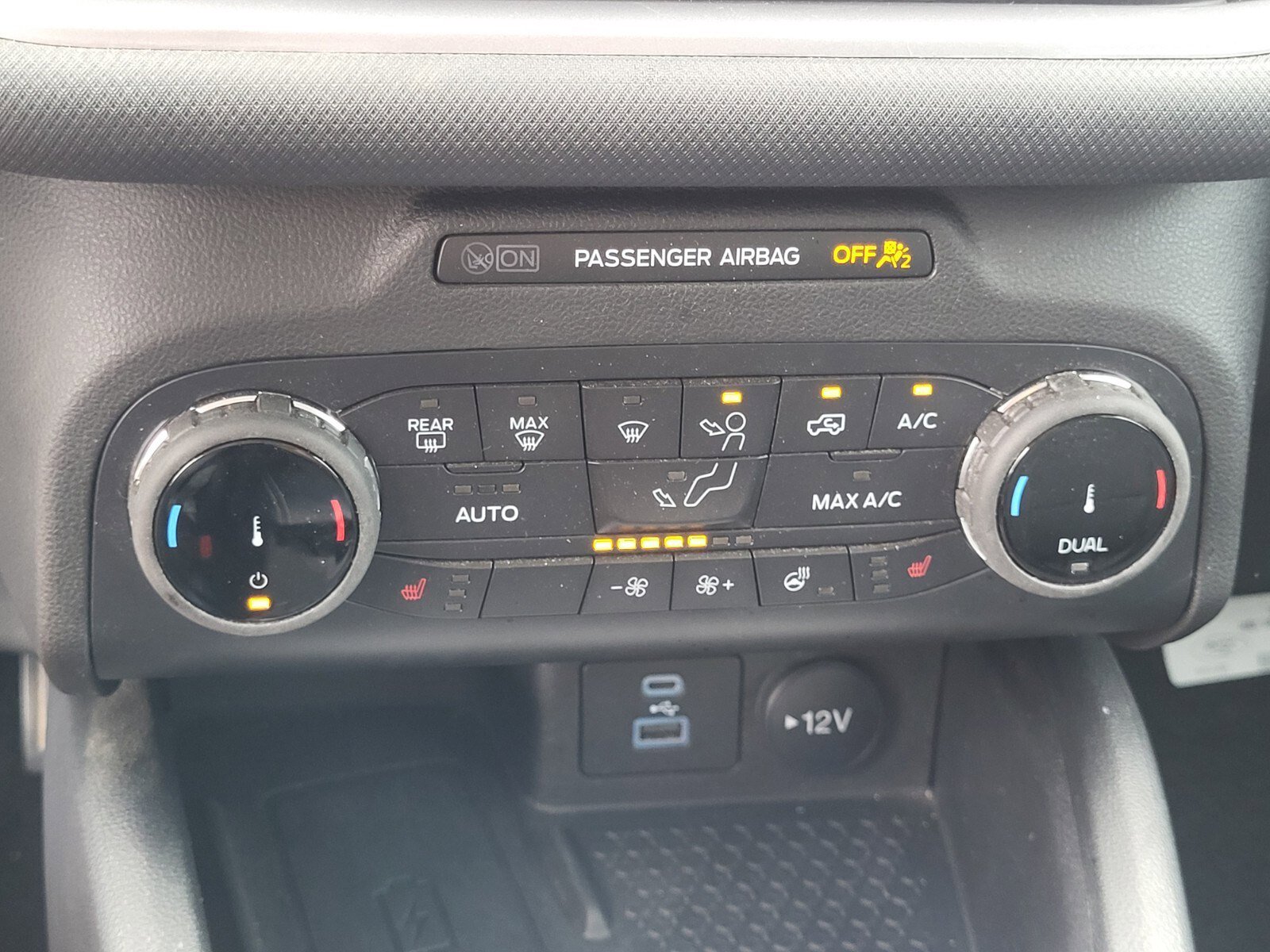 Certified 2022 Ford Bronco Sport Outer Banks w/ Tech Package AWD/4WD image 23