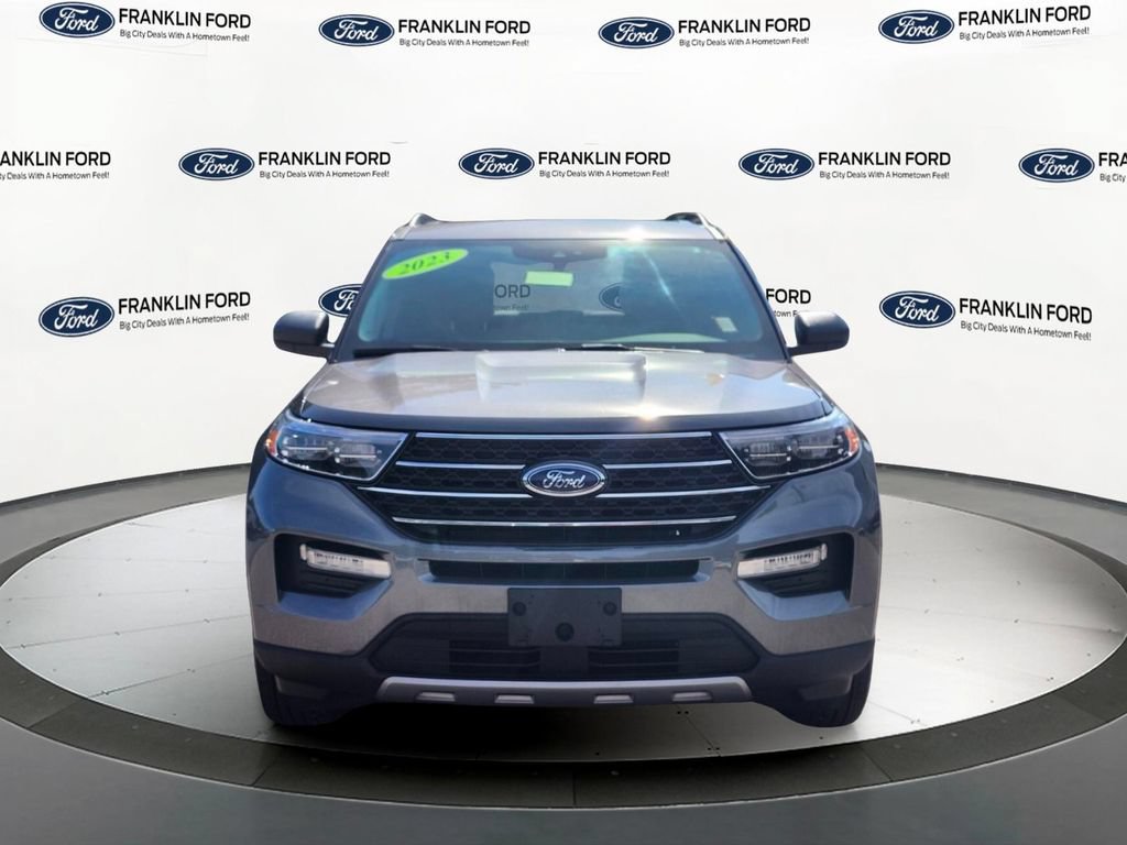 Certified 2023 Ford Explorer XLT w/ Equipment Group 202A AWD/4WD image 8