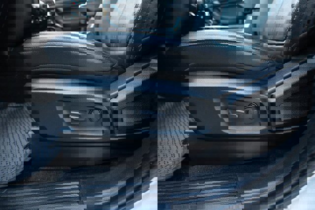 Certified 2019 Ford Ranger Lariat w/ Equipment Group 501A Mid image 14