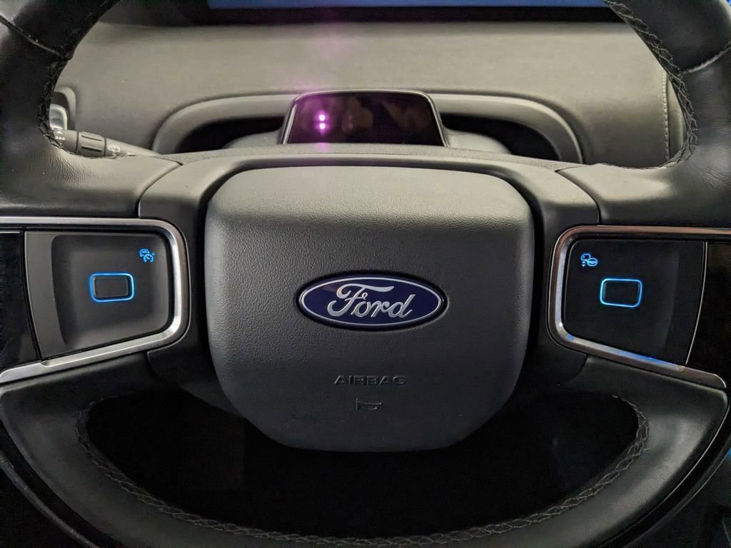Certified 2025 Ford Expedition Max Platinum AWD/4WD image 10
