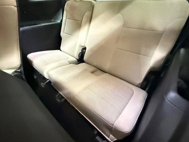 Used 2022 Chevrolet Traverse LS w/ Midnight/Sport Edition FWD image 11