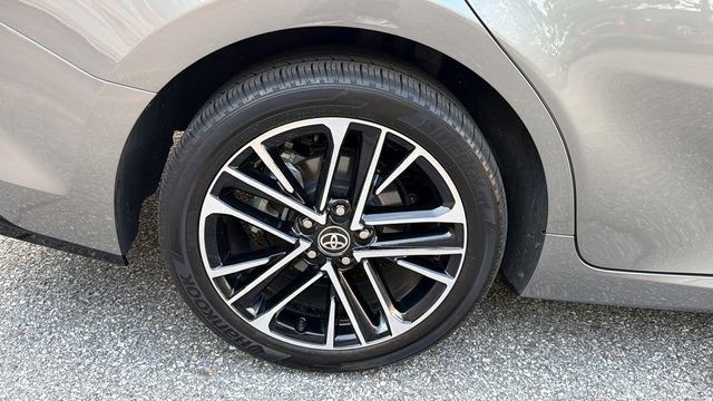 Used 2025 Toyota Camry XLE FWD image 17