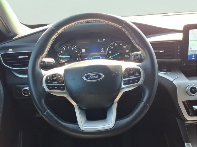 Certified 2022 Ford Explorer XLT w/ Equipment Group 202A AWD/4WD image 12