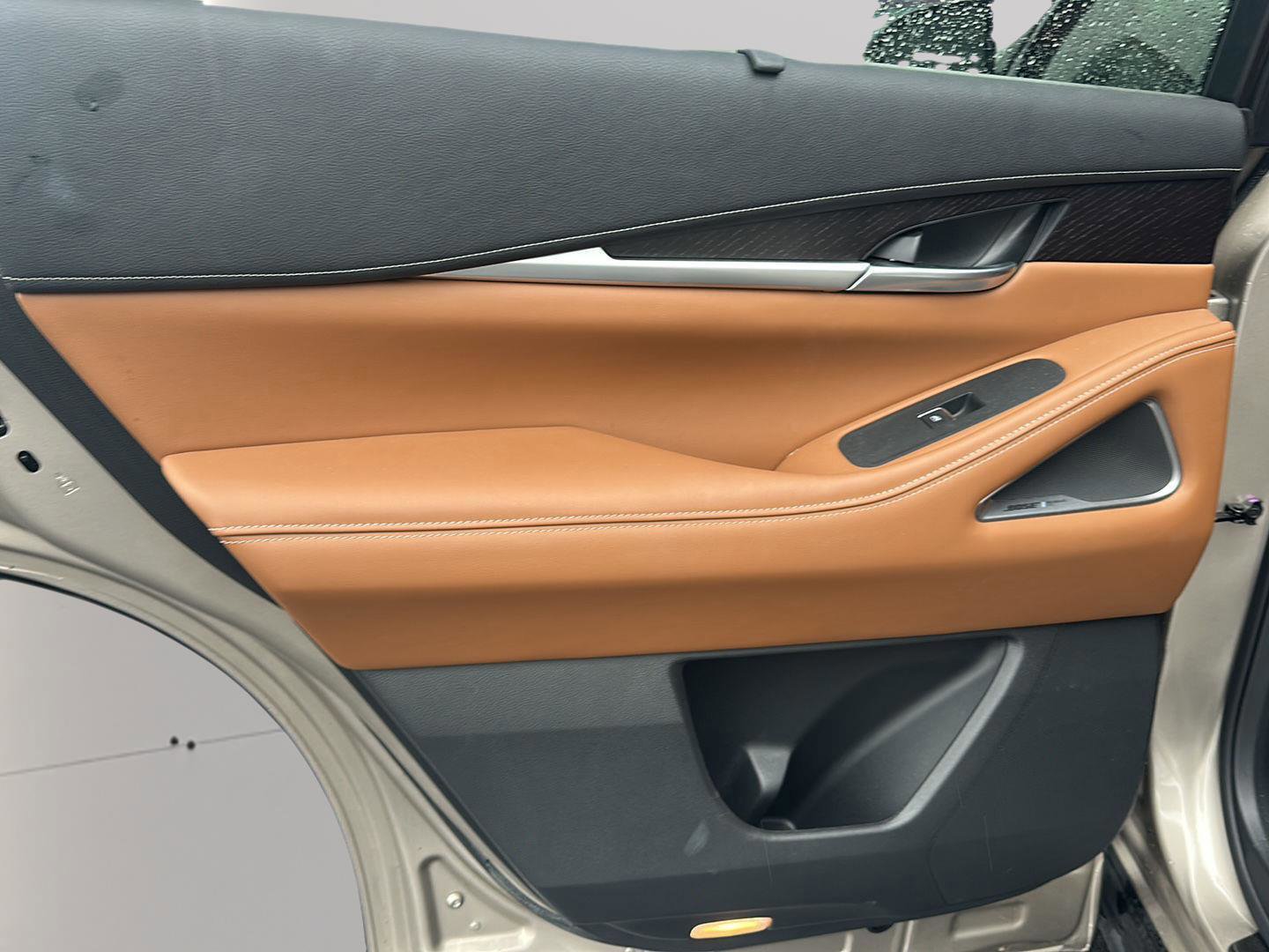 Used 2025 INFINITI QX60 Autograph w/ Cargo Package image 25