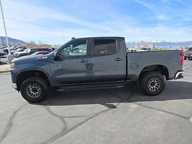 Used 2021 Chevrolet Silverado 1500 LT w/ Z71 Off-Road Package image 3