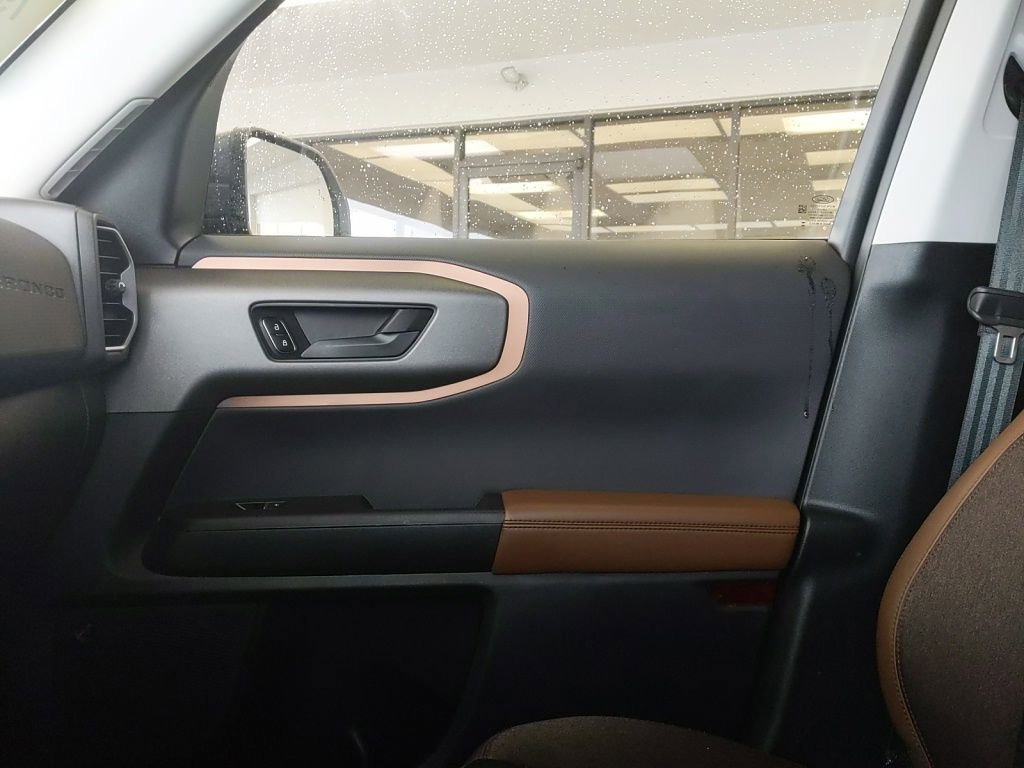 Certified 2025 Ford Bronco Sport Outer Banks w/ Outer Banks Tech Package+ AWD/4WD image 22
