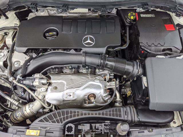 Used 2022 Mercedes-Benz GLA 250 4MATIC image 21