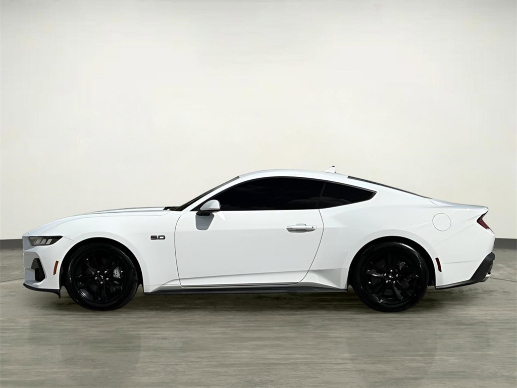 Certified 2024 Ford Mustang GT image 3