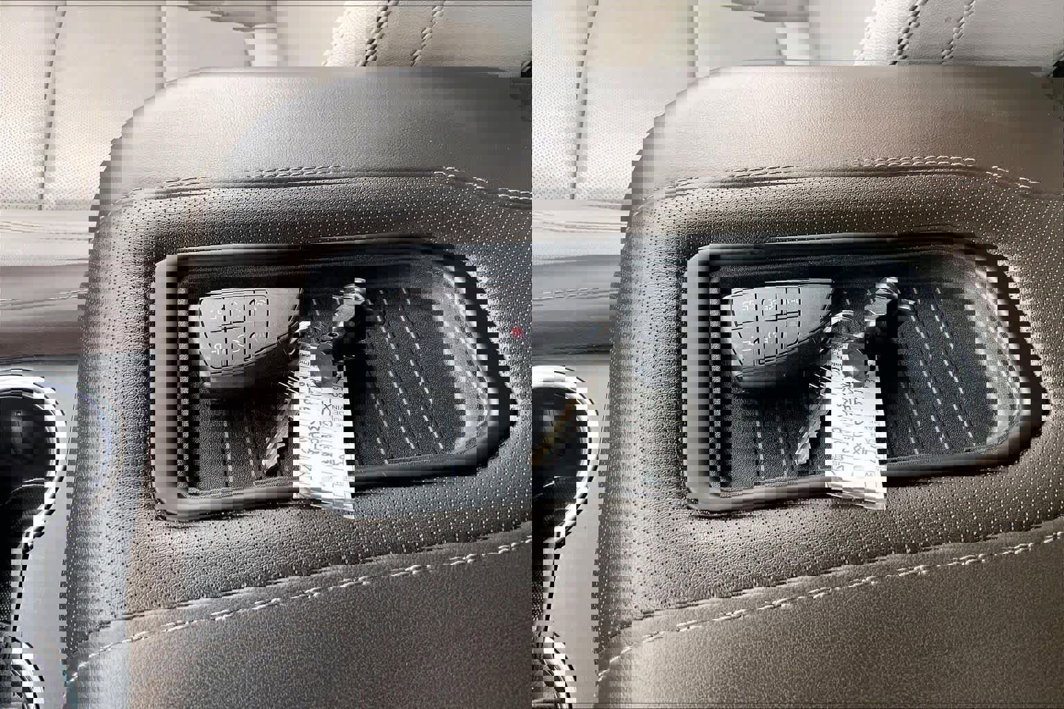 Used 2023 GMC Yukon XL SLT image 15