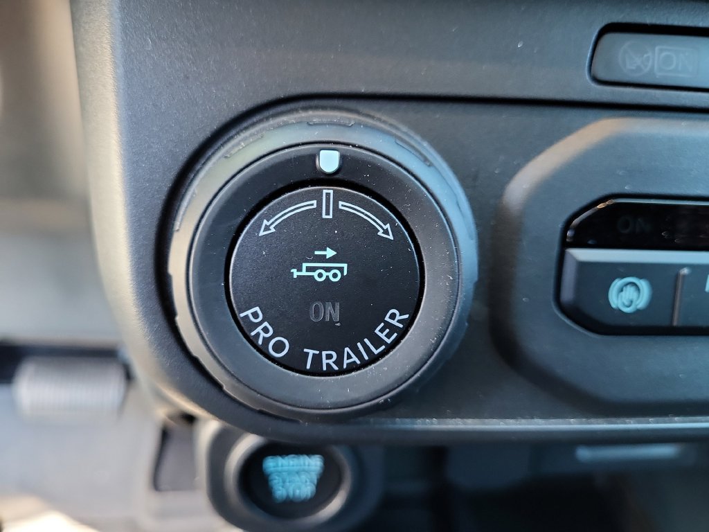 Certified 2026 Ford Maverick Lobo AWD/4WD image 29