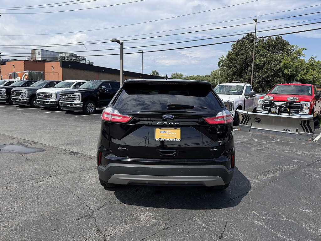 Certified 2023 Ford Edge SEL w/ Convenience Package AWD/4WD image 6