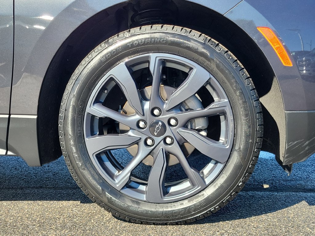 Used 2022 Chevrolet Equinox RS w/ RS Leather Package FWD image 9