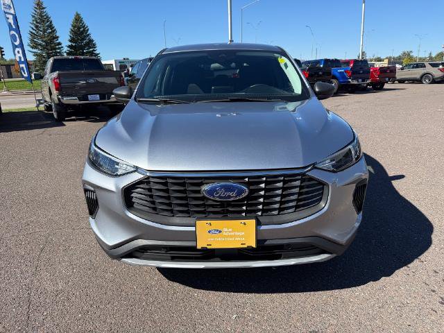 Certified 2024 Ford Escape Active AWD/4WD image 2